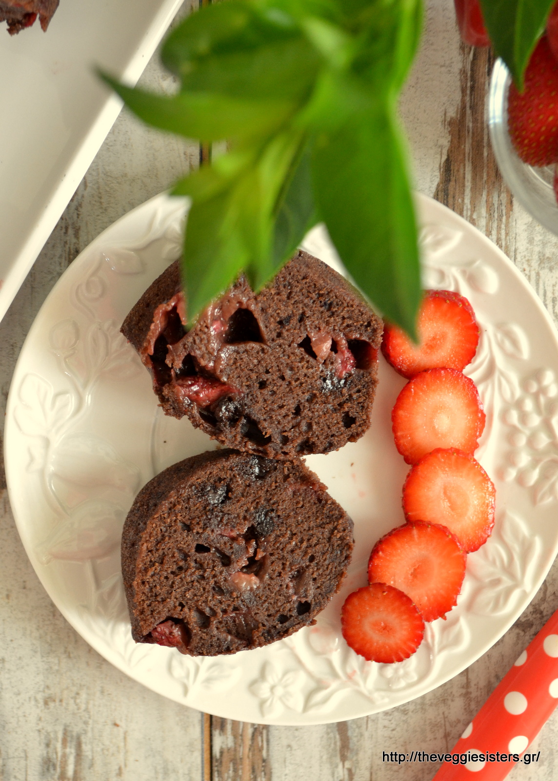 Σοκολατένιο κέικ με φράουλα