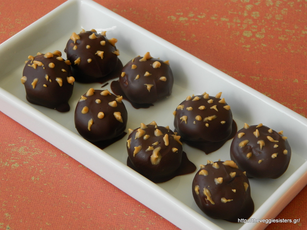 Σοκολατένια τρουφάκια με φυστικοβούτυρο-Choco 