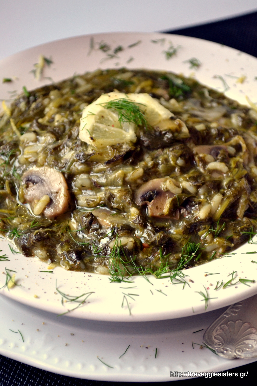 Νηστίσιμη μυρωδάτη μαγειρίτσα με μανιτάρια-Vegan mushroom magiritsa (Greek Easter soup)