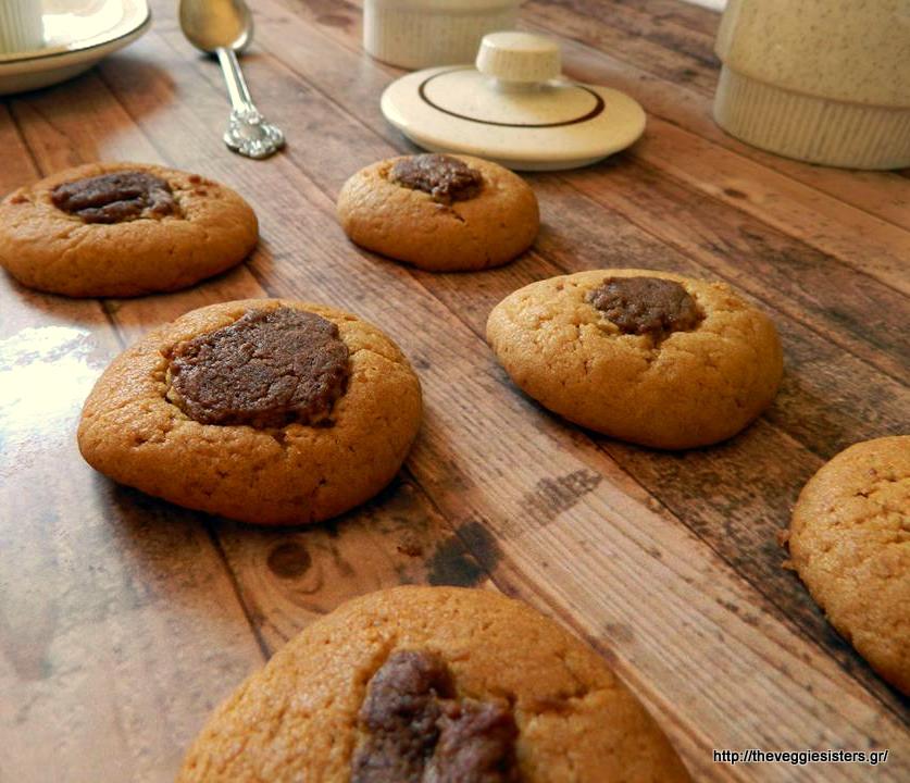 Νηστίσιμα κουλουράκια με κακάο κ φυστικοβούτυρο - Vegan cocoa peanut butter cookies