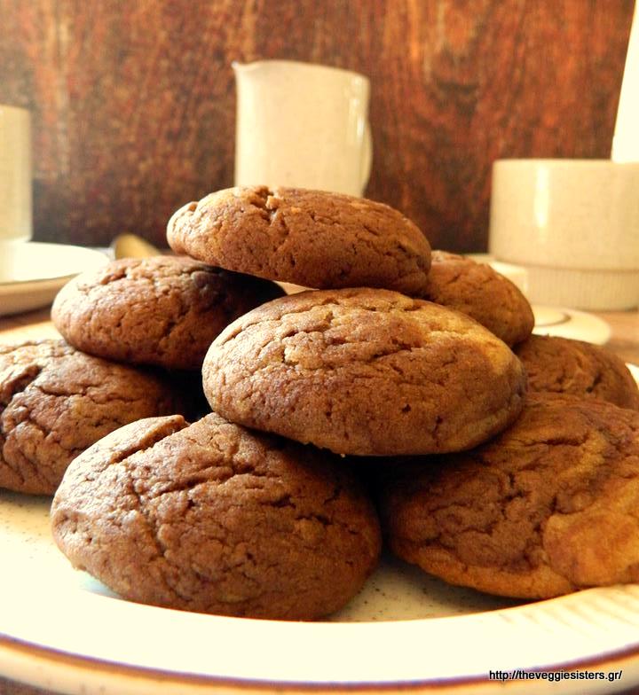 Νηστίσιμα κουλουράκια με κακάο κ φυστικοβούτυρο - Vegan cocoa peanut butter cookies