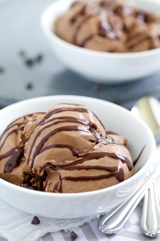 homemade chocolate fudge ice cream