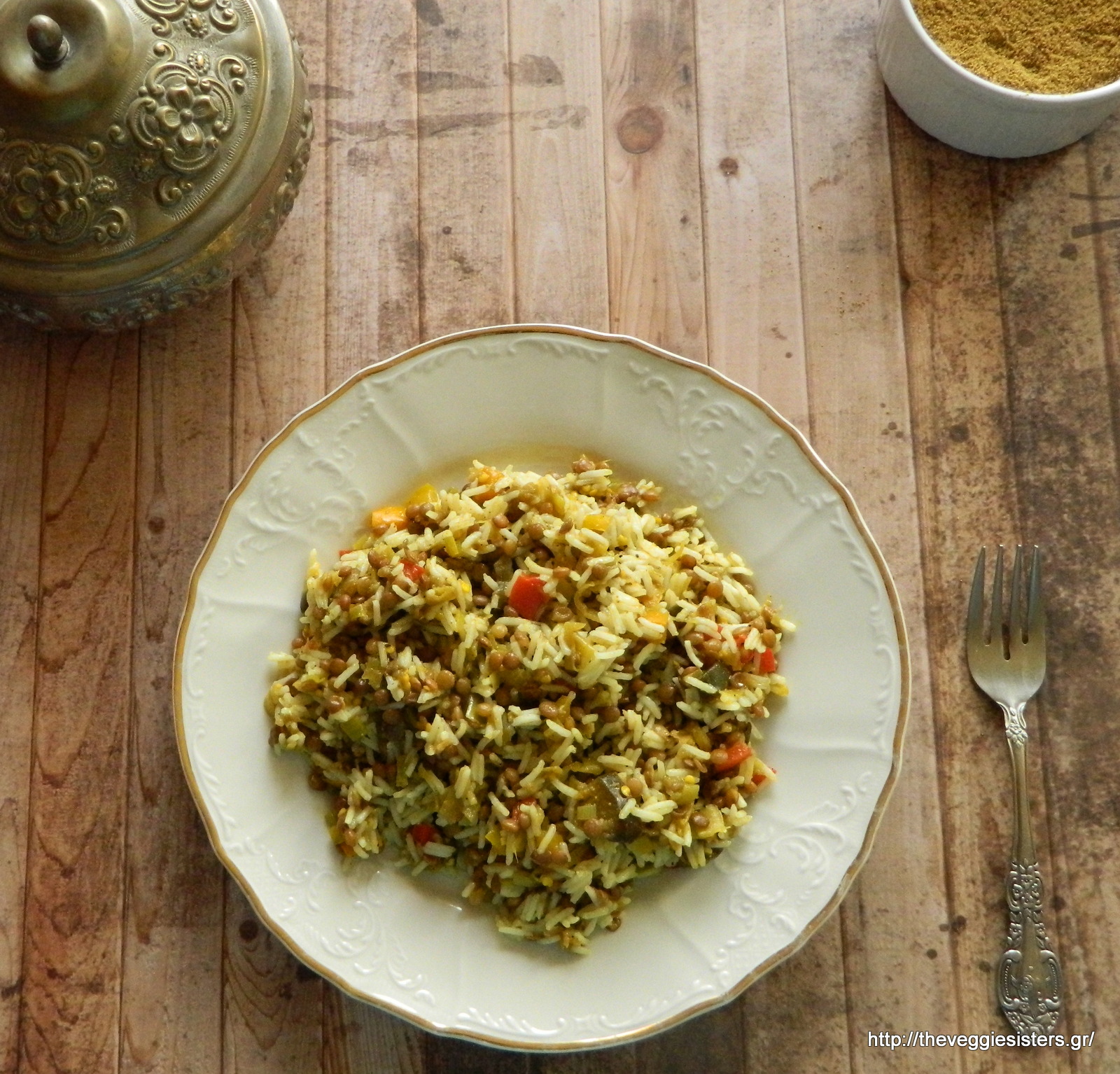 Φακόρυζο με πικάντικα λαχανικά - Spiced basmati rice with lentils and veggies