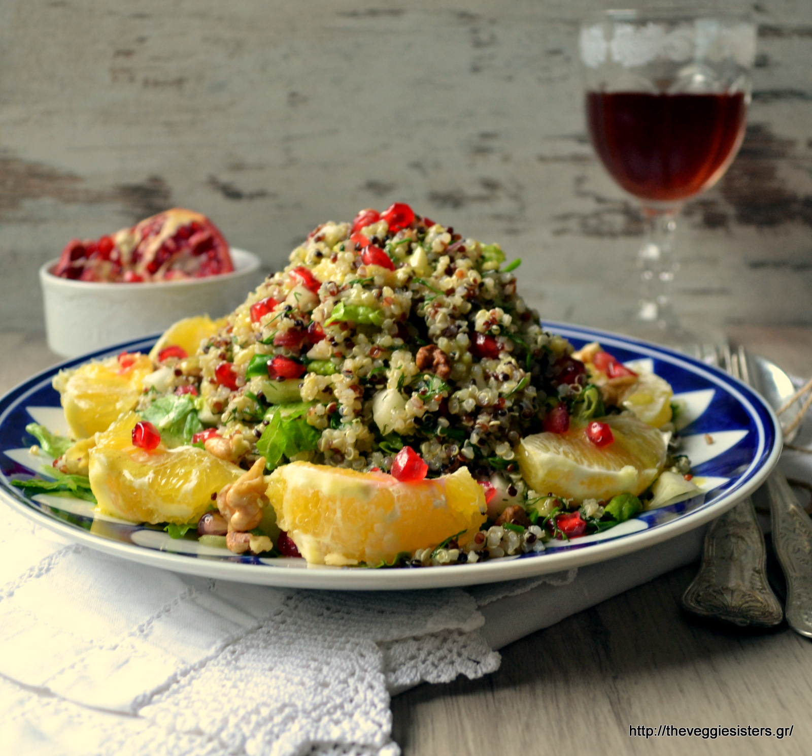 Γιορτινή σαλάτα με κινόα, πορτοκάλι, ρόδι κ καρύδια - Festive quinoa salad with orange, walnuts and pomegranate
