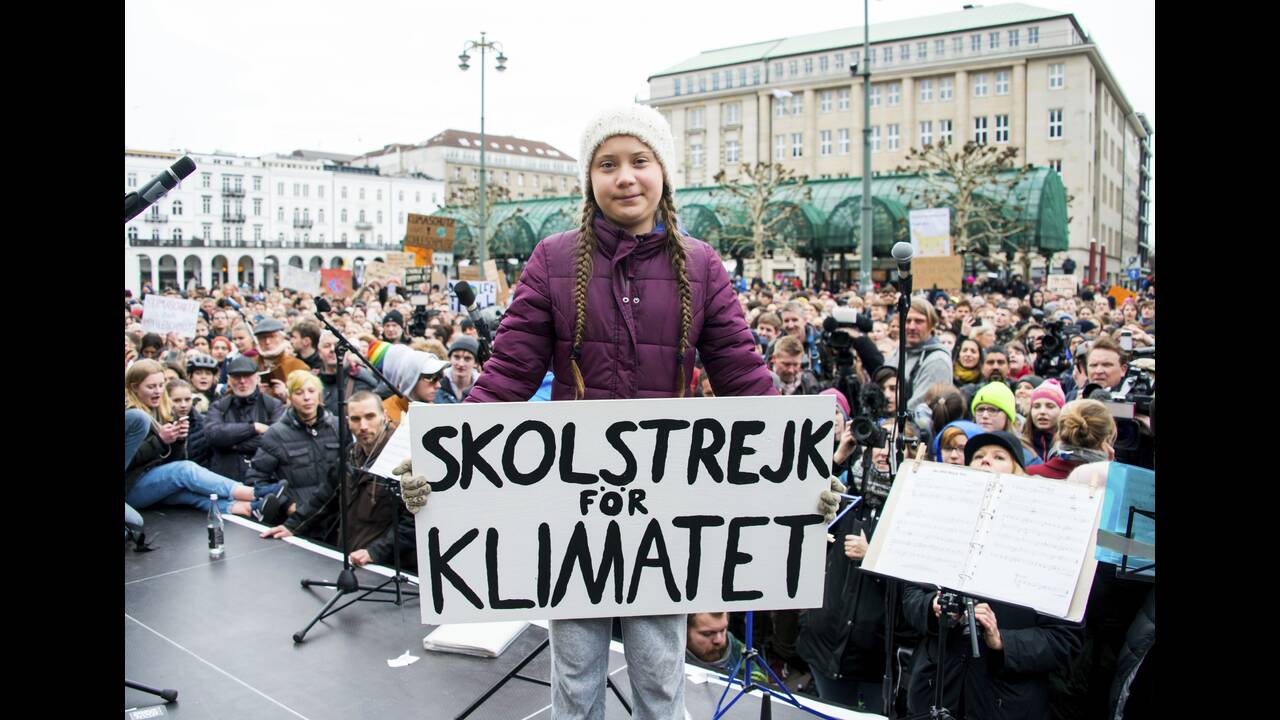 Η Greta Thunberg καλεί σε σχολική απεργία για το κλίμα